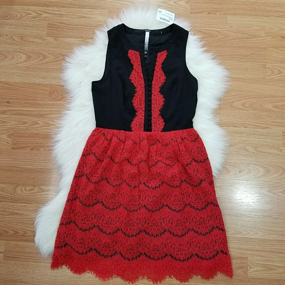 NWT Kensie Black & Red Lace Trim Dress w Buttons - Picture 6 of 7
